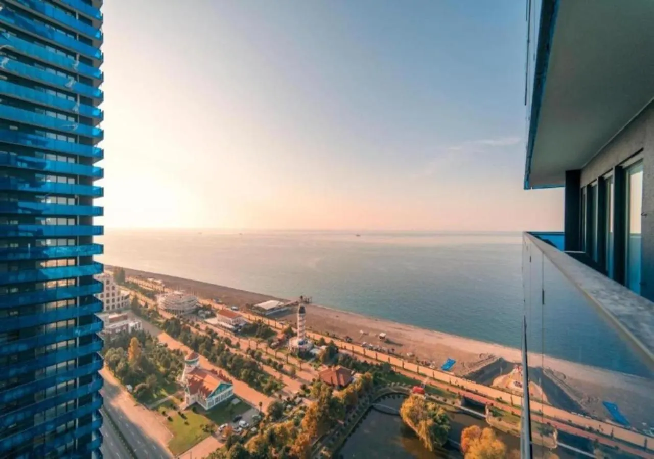 Orbi City Central Aparthotel Batumi 5*,
