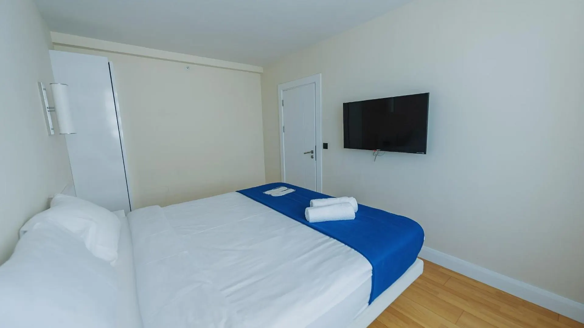 Orbi City Central Aparthotel Batumi 5*,